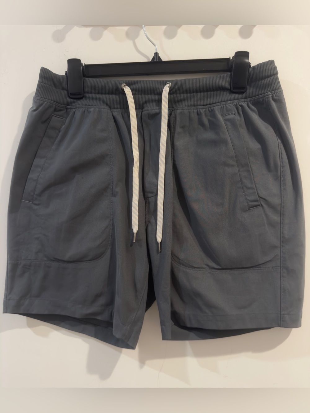 Vuori Meta Easy Shorts Stretch Performance Drawstring Active V3011 Mens Large